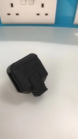 Removable Electrical 13A BS Standard Plug with Fuse 